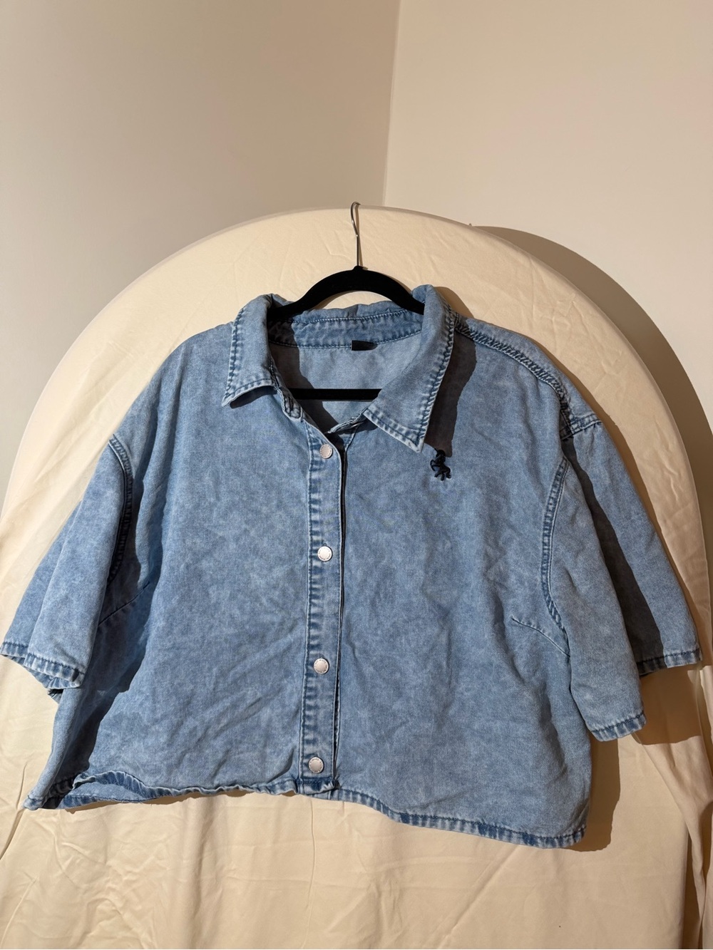 SHEIN Light Blue Cropped Denim Button-Down Shirt - Picture 4 of 4
